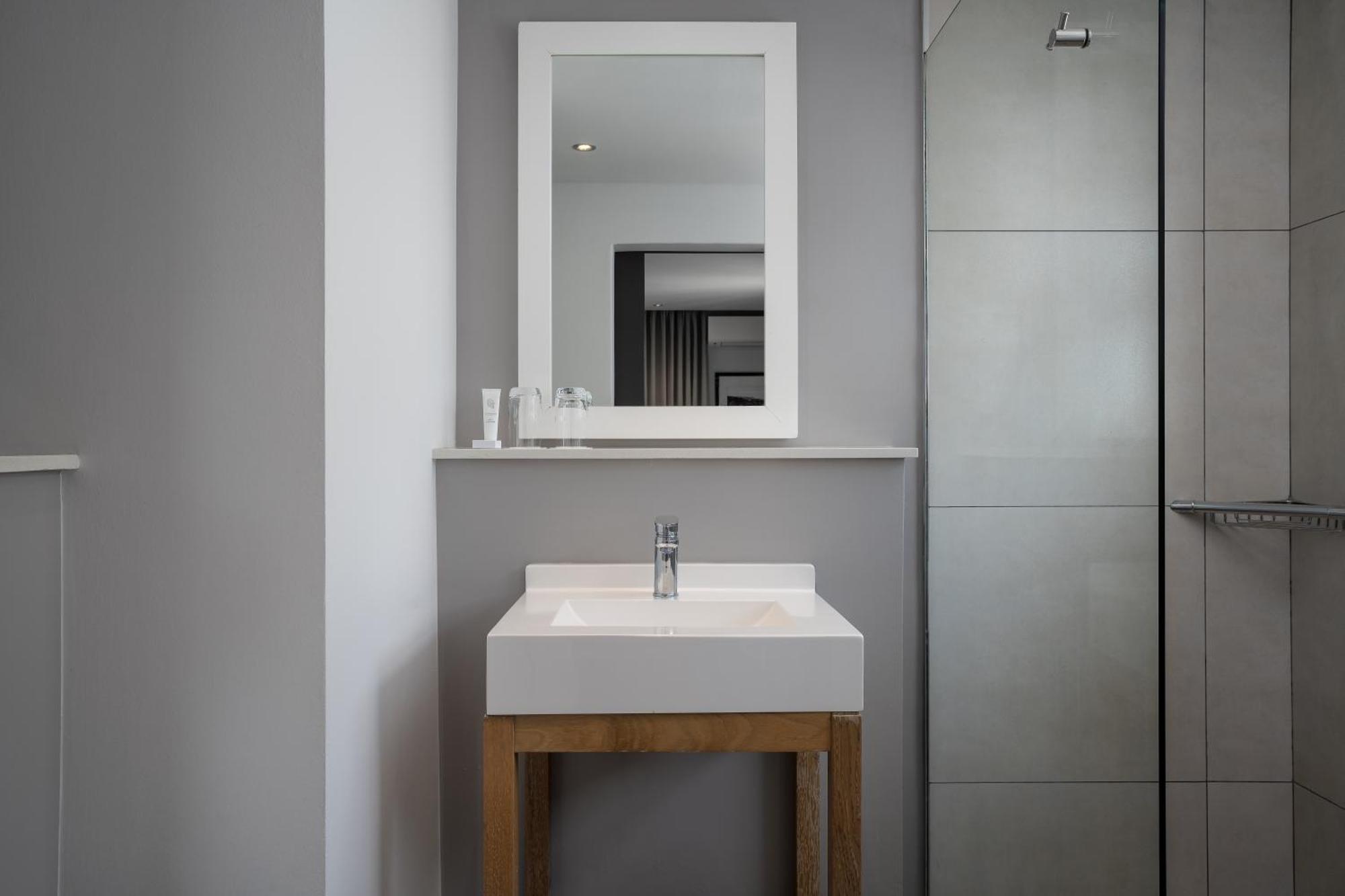 Protea Hotel By Marriott Cape Town Sea Point Extérieur photo