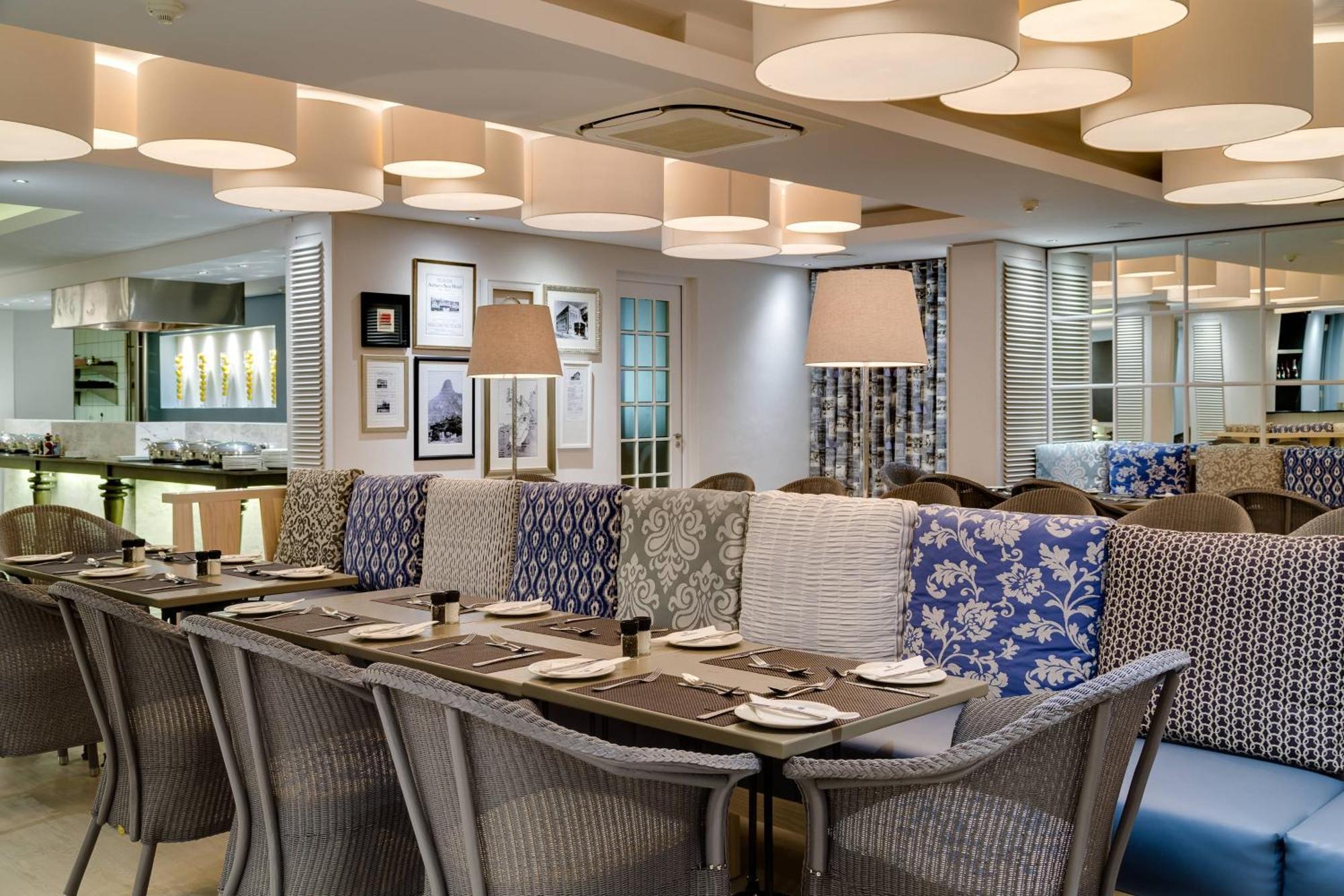 Protea Hotel By Marriott Cape Town Sea Point Extérieur photo