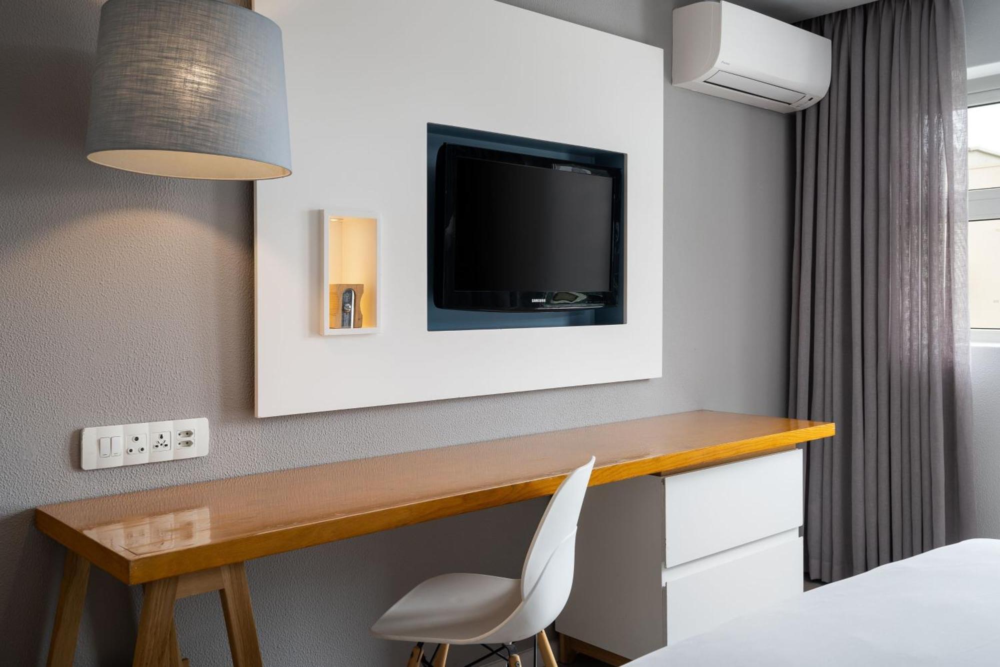 Protea Hotel By Marriott Cape Town Sea Point Extérieur photo