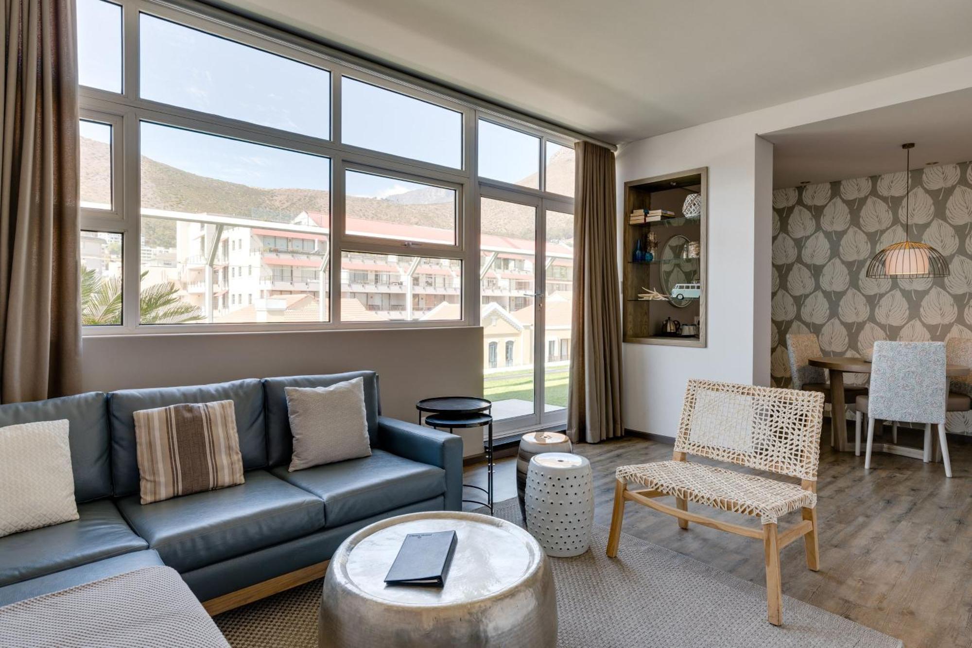 Protea Hotel By Marriott Cape Town Sea Point Extérieur photo
