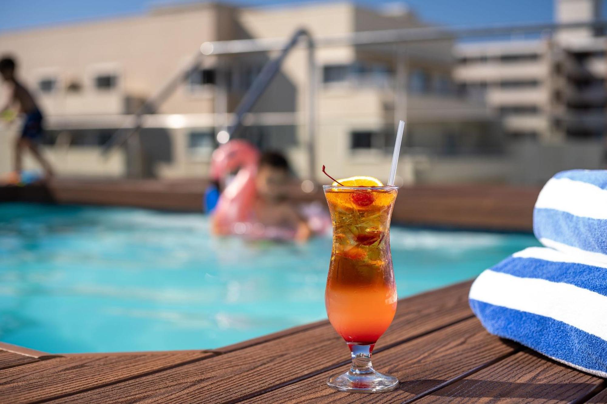 Protea Hotel By Marriott Cape Town Sea Point Extérieur photo