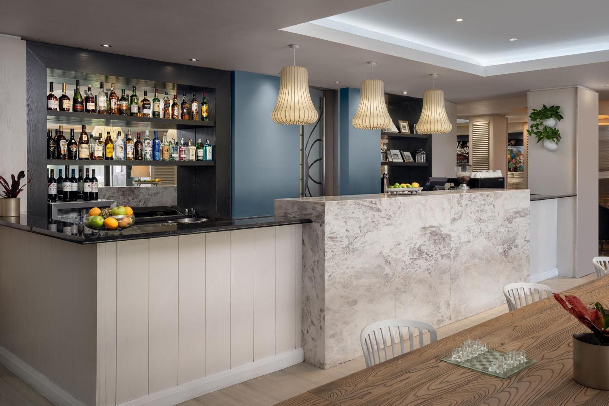 Protea Hotel By Marriott Cape Town Sea Point Extérieur photo