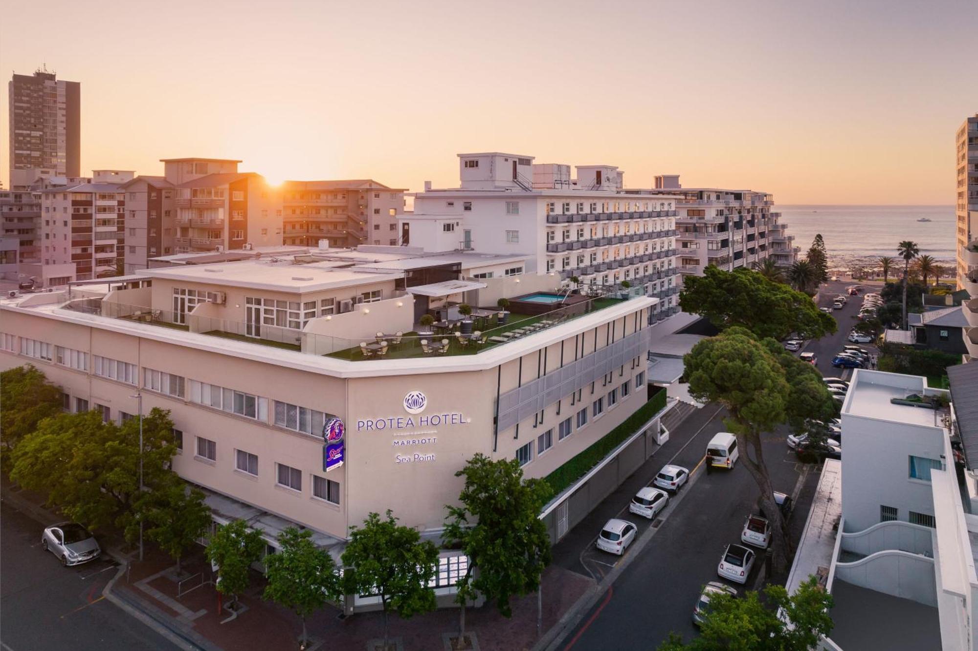 Protea Hotel By Marriott Cape Town Sea Point Extérieur photo
