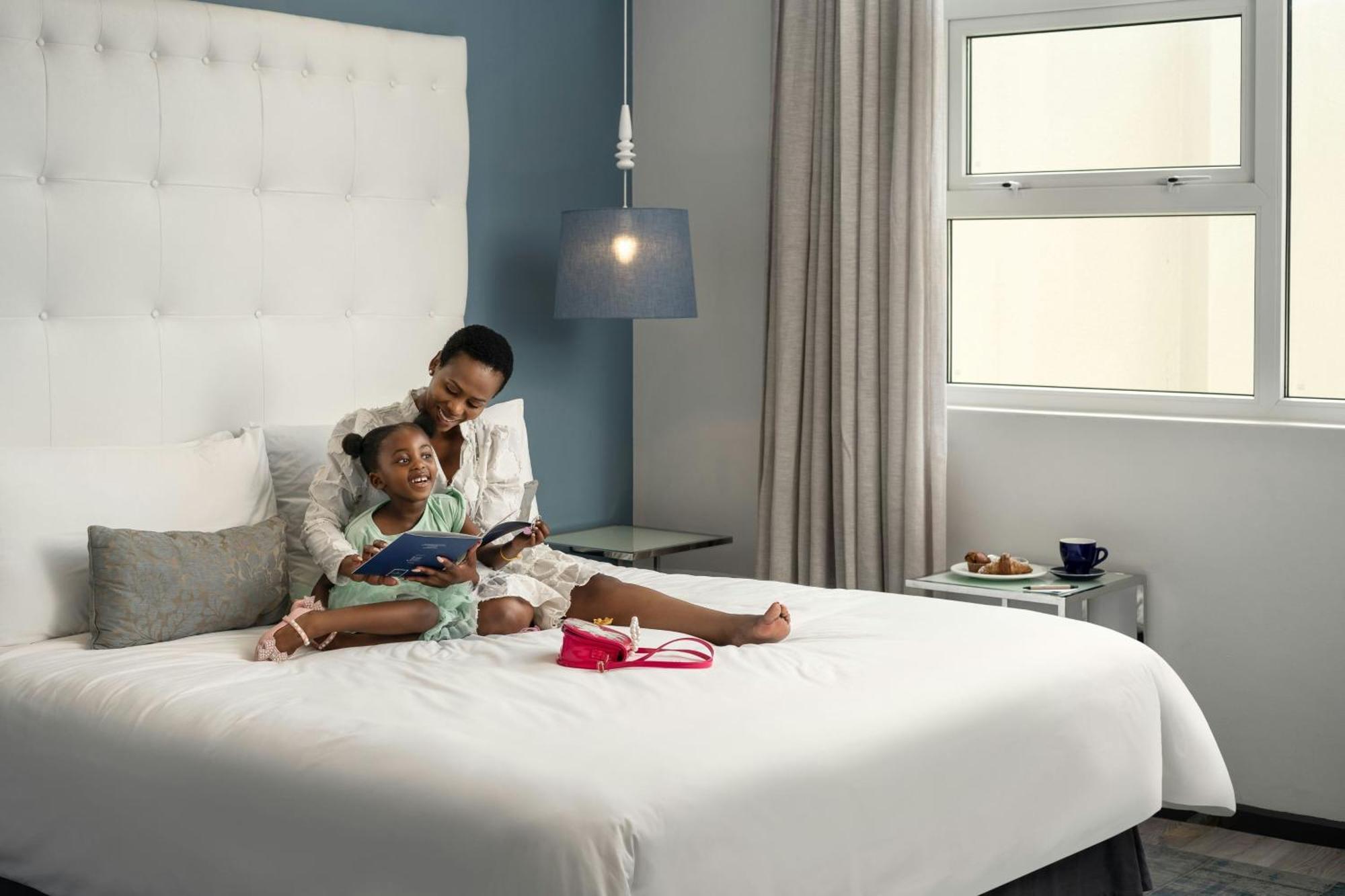 Protea Hotel By Marriott Cape Town Sea Point Extérieur photo